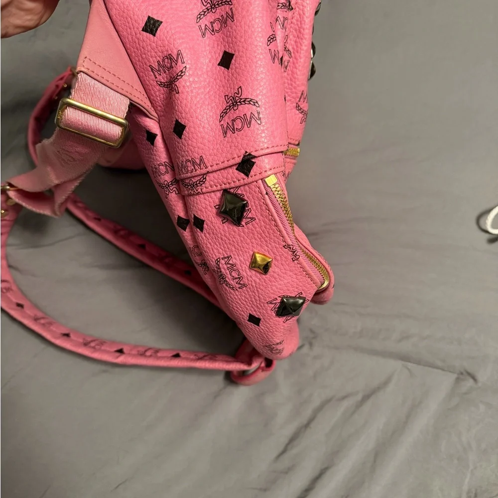 MCM Pink Visteris Backpack 12” - Picture 4 of 16